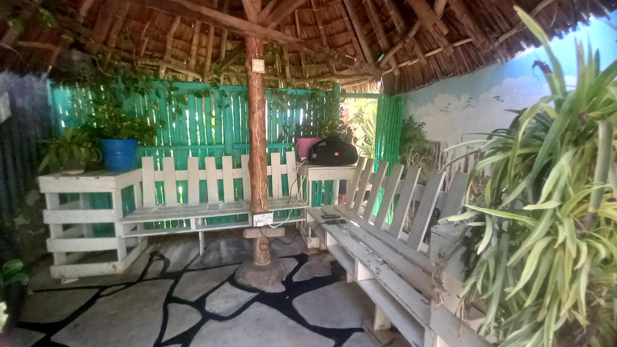 Mount Zion Guest House, Mtwapa Mtomondoni モンバサ エクステリア 写真