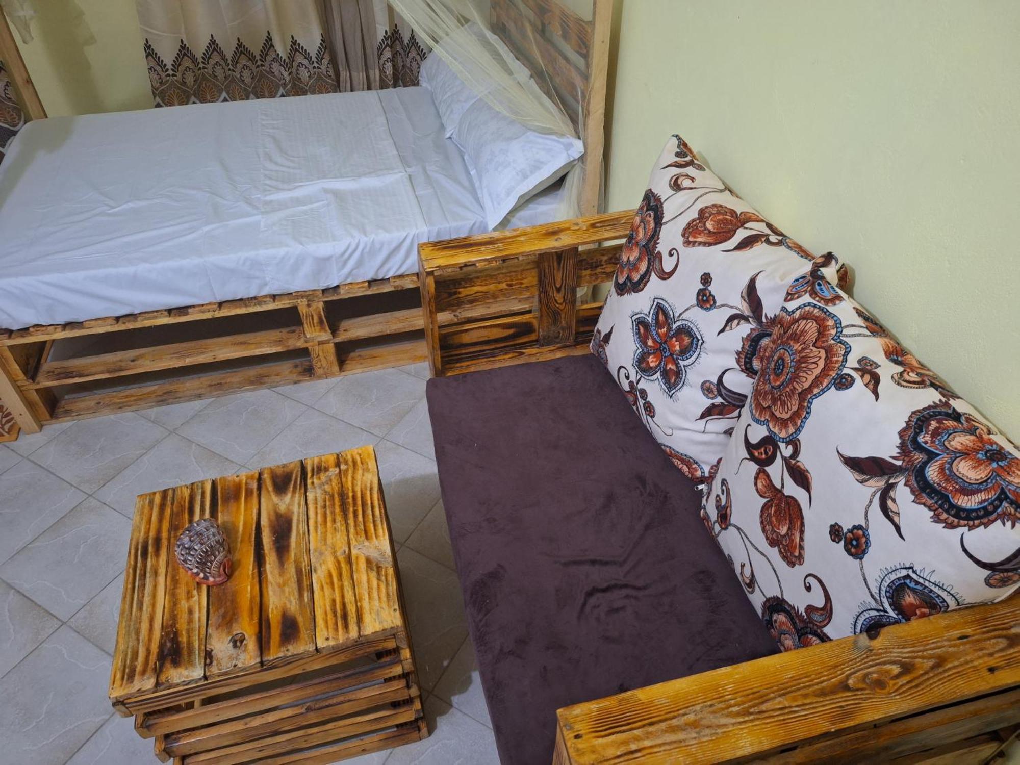 Mount Zion Guest House, Mtwapa Mtomondoni モンバサ エクステリア 写真