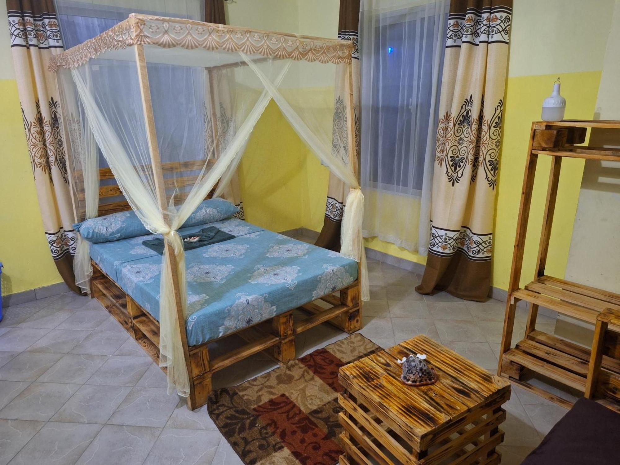 Mount Zion Guest House, Mtwapa Mtomondoni モンバサ エクステリア 写真
