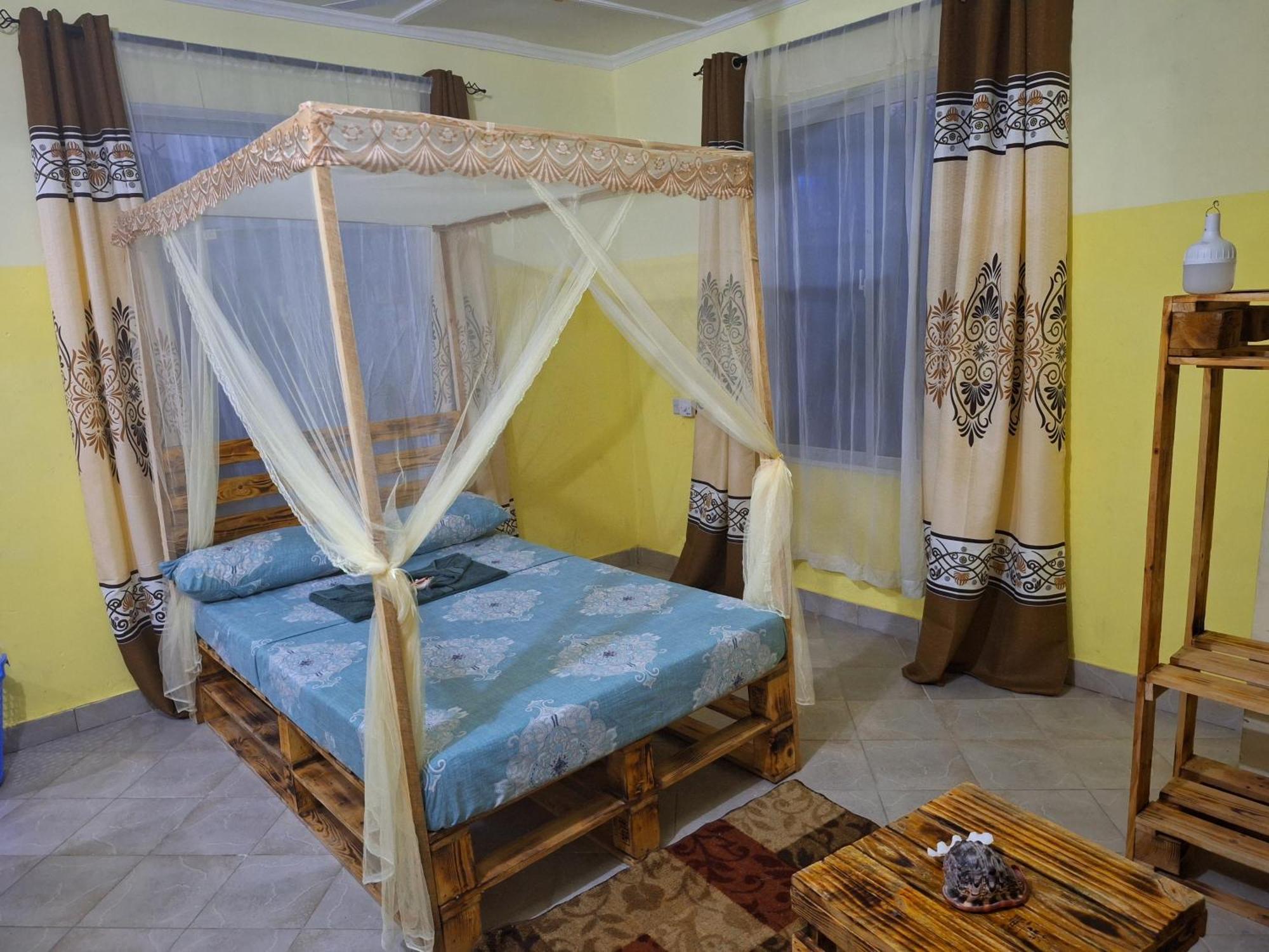 Mount Zion Guest House, Mtwapa Mtomondoni モンバサ エクステリア 写真