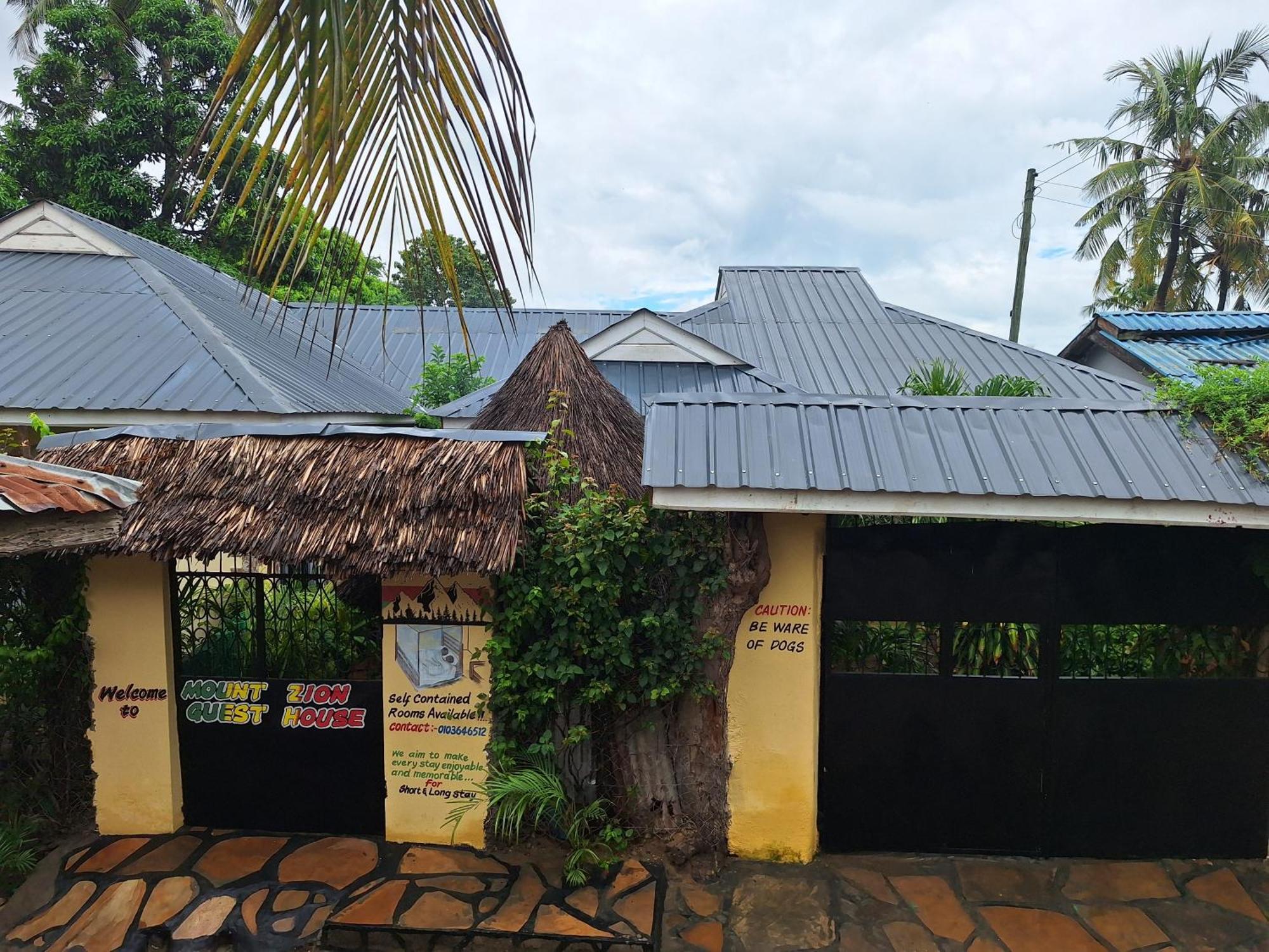 Mount Zion Guest House, Mtwapa Mtomondoni モンバサ エクステリア 写真