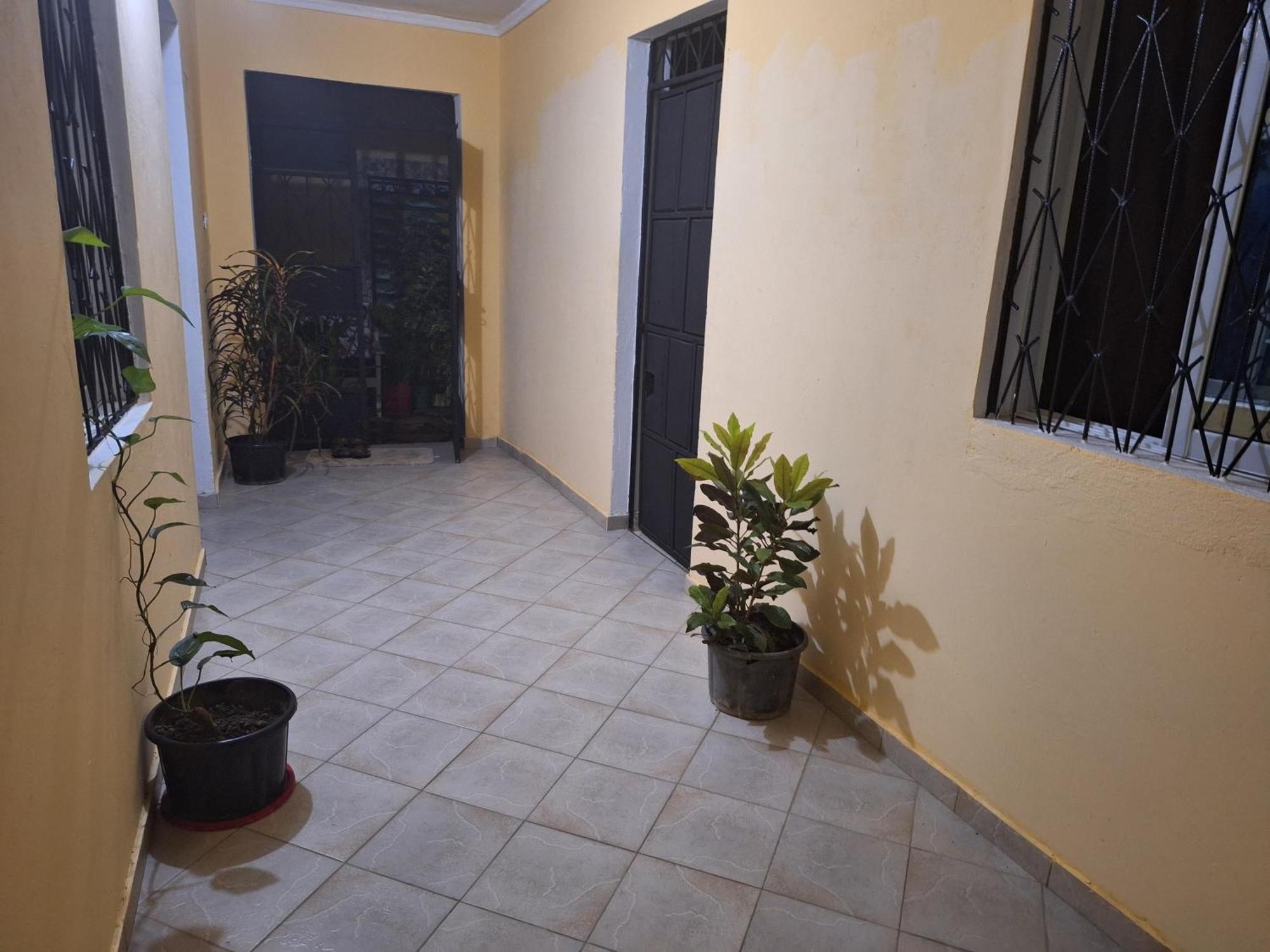 Mount Zion Guest House, Mtwapa Mtomondoni モンバサ エクステリア 写真